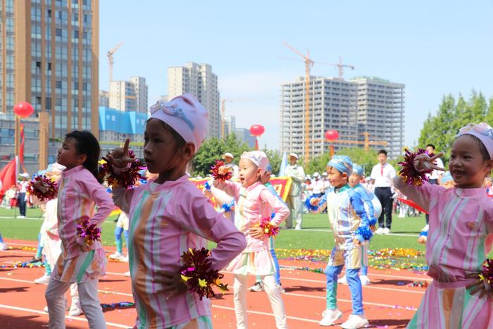 青岛市实验小学：春季运动会  快乐过“六一”