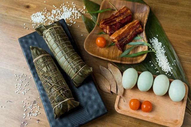 腐乳粽、轻食粽、蛋黄肉粽……端午节临近，枫泾粽子热销！