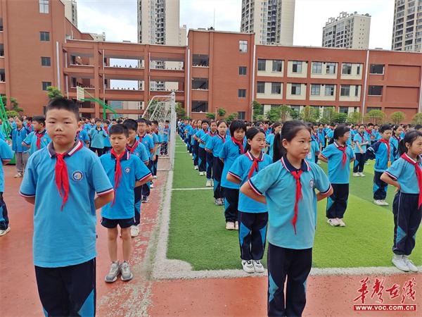 “育”见成长 温暖陪伴 郴州市兴城小学开展第一届教育教学家长开放日活动