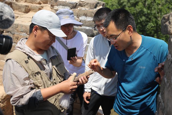 首次！箭扣长城考古人员“捡到”明代士兵丢的铜钱