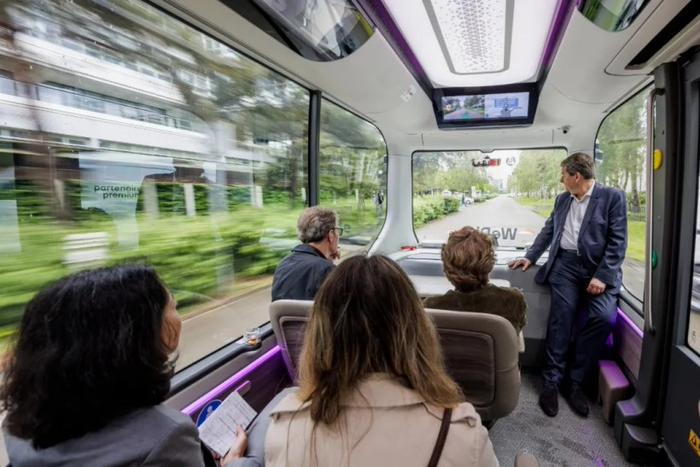 雷诺联合文远知行落地巴黎，为法网提供 L4 级自动驾驶小巴载人服务