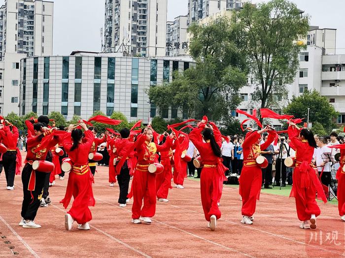 护航中高考丨万人送考！巴中市南江县长赤中学1093名学子奔赴考场