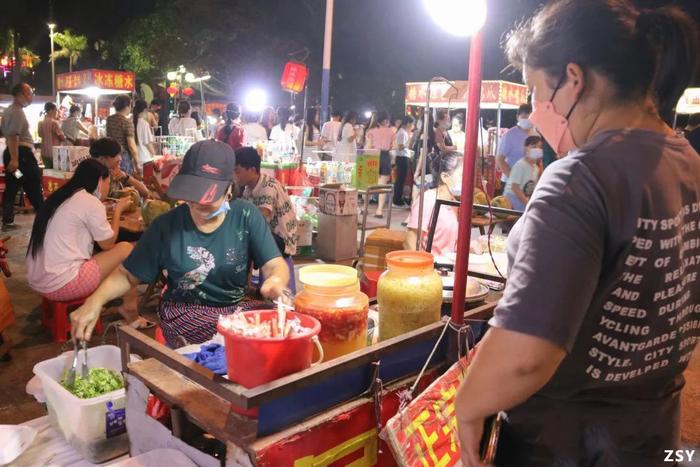 西湾城市沙滩：夏日傍晚的欢乐集结地，尽享“家门口”的海滨乐趣