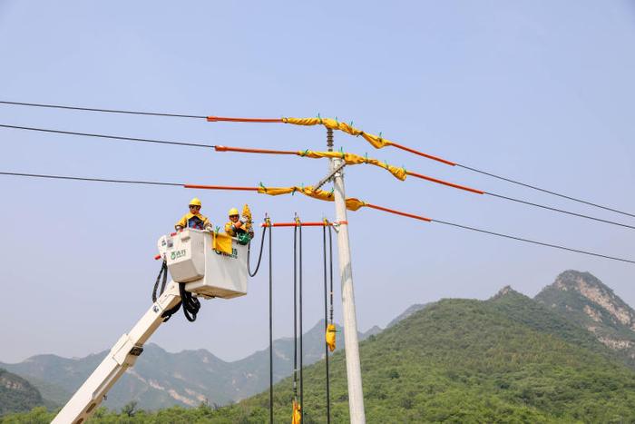 提升应急供电能力，国网北京电力开展最大规模发电车阵列应急演练