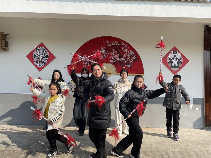 肖德美：从传播到传承 让川剧在乡村和校园生根发芽｜天府周末·文化潮