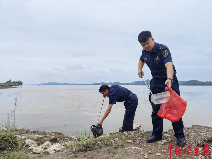 黄石蕲春海事：环境保护怎么搞？“三个一”来报道