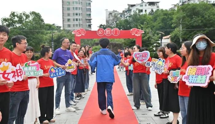 开考！加油！从丽中、丽水学院附中、二中、职高……现场传来