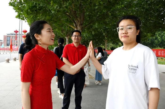 加油，少年！今天濮阳44259名考生走进考场！