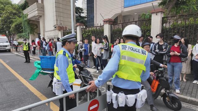 黄浦交警精心部署，护航高考顺利进行