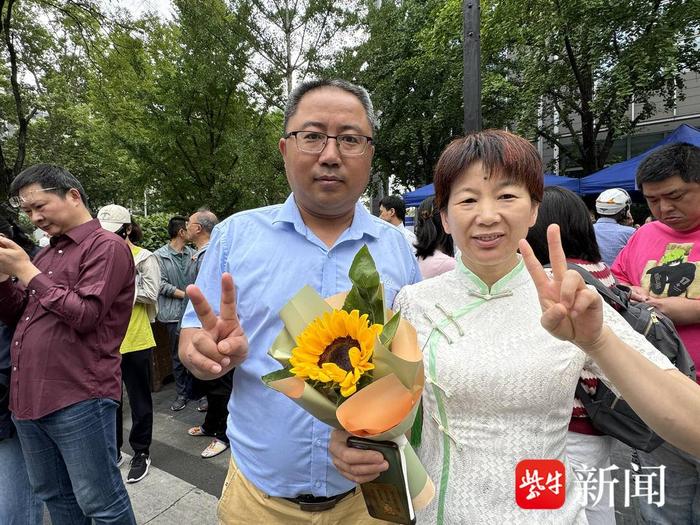 直击高考|家长心态很放松：高考是孩子人生路上的一次考试，但不是唯一