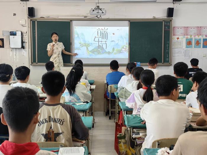 遥思端午爱国情 夏色粽享乐盈盈 郑州高新区外国语小学五龙口校区开展端午节系列活动