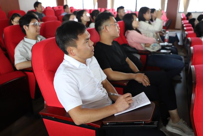九江市教育科学研究所开展高中思想政治教师说题比赛