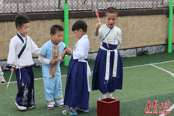 鹤城区幼儿园：欢庆端午佳节 传承传统文化