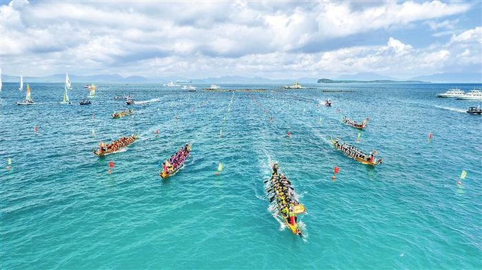 海上龙舟赛、深港海上联游、海滩美食音乐……端午节深圳游“海”味十足