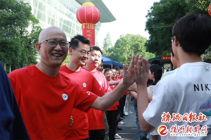 高考日，株洲市第四中学高考考点现场直击！