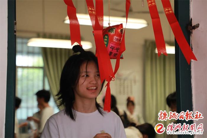 高考日，株洲市第四中学高考考点现场直击！