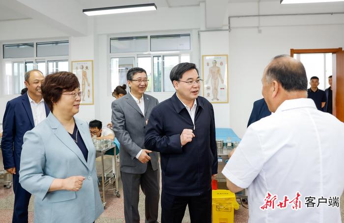 胡昌升在甘肃医学院调研时强调：高水平建设特色鲜明的医科高校 更好服务地方发展保障群众健康