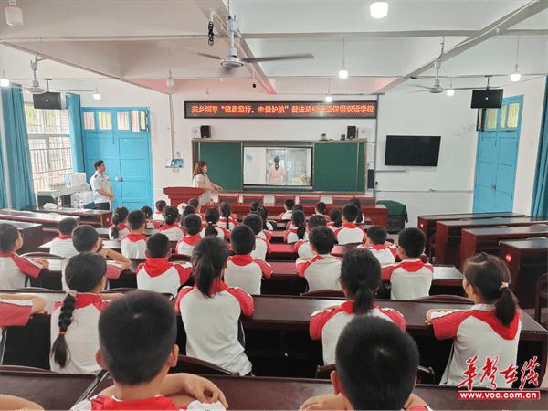 安乡县保堤双语学校：健康通行 为爱护航