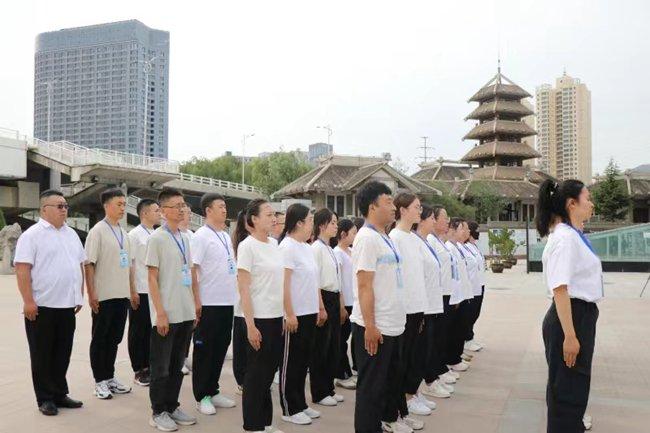 城管军训大练兵  凝心聚力铸铁军——兰州市城管委开展干部职工军训