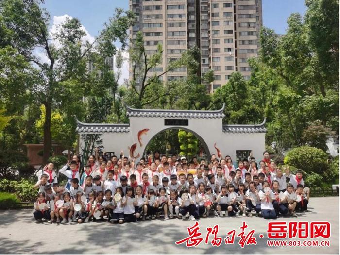 岳阳楼区花板桥学校：汉字文化传讲，共筑精神桥梁