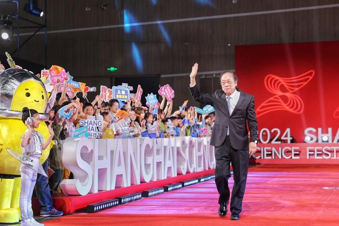 “姚班”团队在上海打造世界级区块链，姚期智给他们带来了什么？