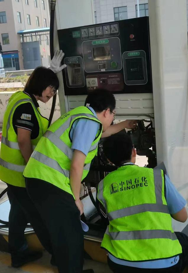 天津市武清区市场监管局持续开展综合治理加油机作弊专项行动