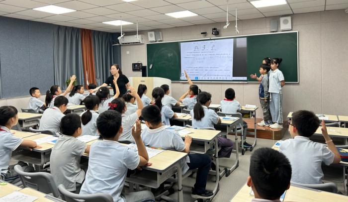 西安市浐灞十小开展2024年春季学期“数学小先生”比赛