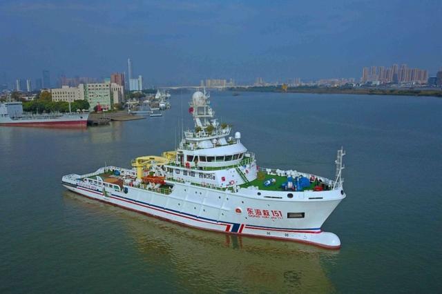 中国首次消防拖轮无人化智能远程遥控测试圆满成功