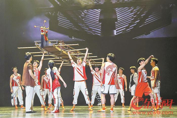 舞剧《龙·舟》回到广州演出 再现传统龙舟文化魅力