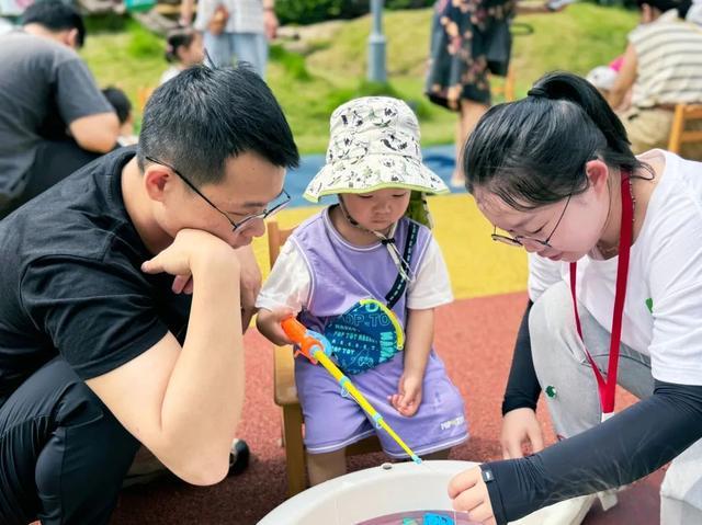 共建共享科学育儿资源，这场亲子嘉年华活动太好玩了！