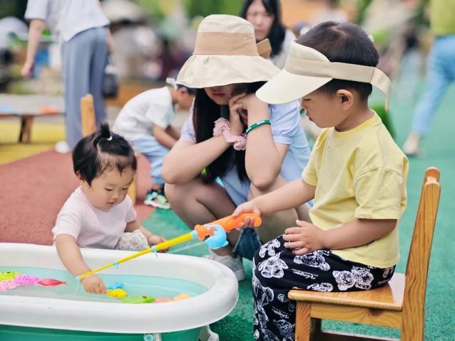 共建共享科学育儿资源，这场亲子嘉年华活动太好玩了！