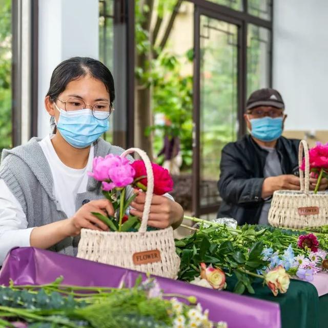 想学插花和园艺？徐汇区市民园艺中心把服务送到你身边