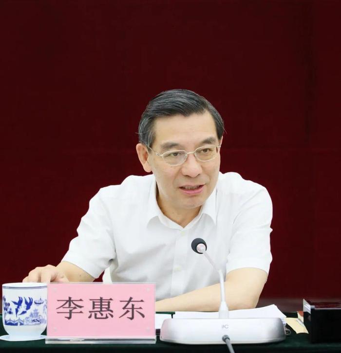 民革中央画院四届二次院务委员会会议在江西景德镇召开