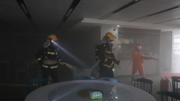 中国人寿南宁分公司开展2024年消防安全应急演练活动