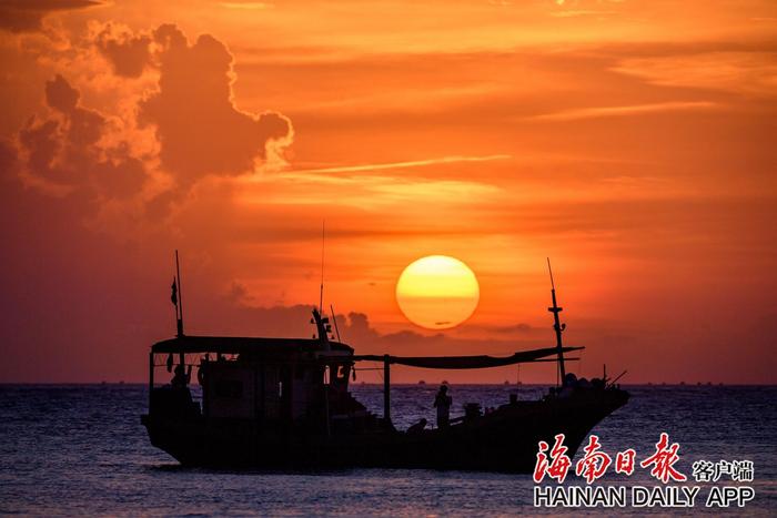 自贸港影像志⑰｜仲夏霞光醉海南-新闻中心