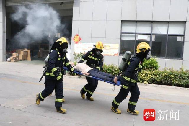 东台市许河镇召开安委会全体成员（扩大）会议暨“安全生产月”活动动员部署会