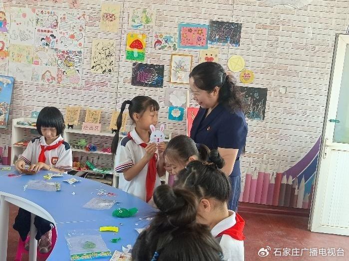 石家庄市刘惠萍名校长工作室走进深泽县故城村小学开展调研活动