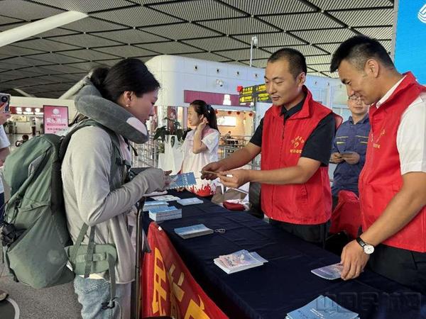 北部湾航空积极参与“6.16安全宣传咨询日”活动