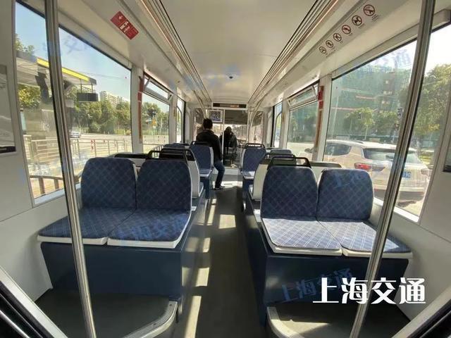 车长30米以上，载客300多人！上海这些“特别”的公交车您乘坐过吗