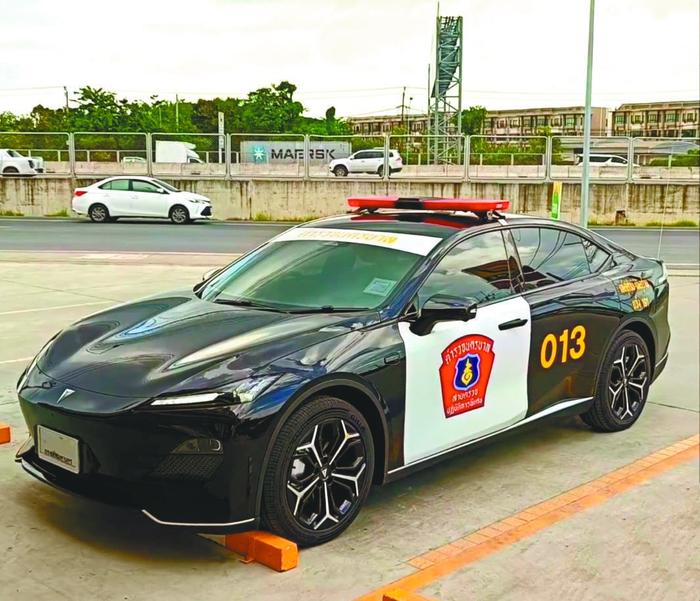 重庆造新能源汽车穿上泰国“警服”