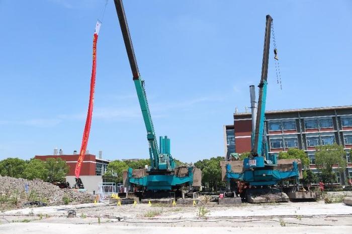 上海交通大学佳和楼桩基工程顺利开工