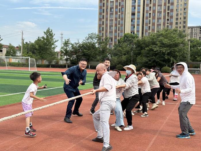 五育并举百花开，多彩童年向未来——记合肥一六八新桥学校一年级第二学期“奇幻森林大冒险”夏日游园会