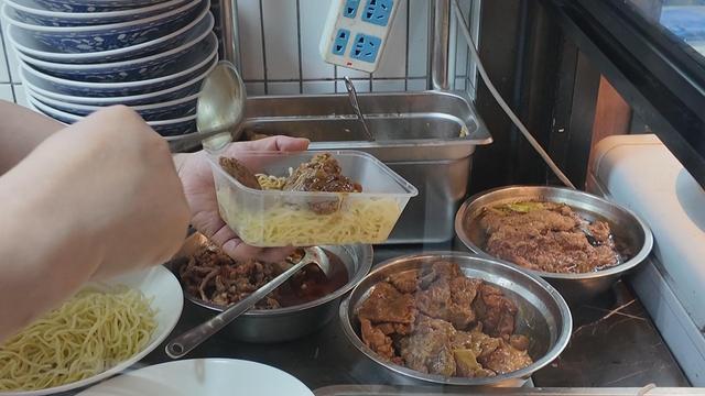 “冬吃饺子夏吃面”，夏至时节老字号面馆人气爆棚