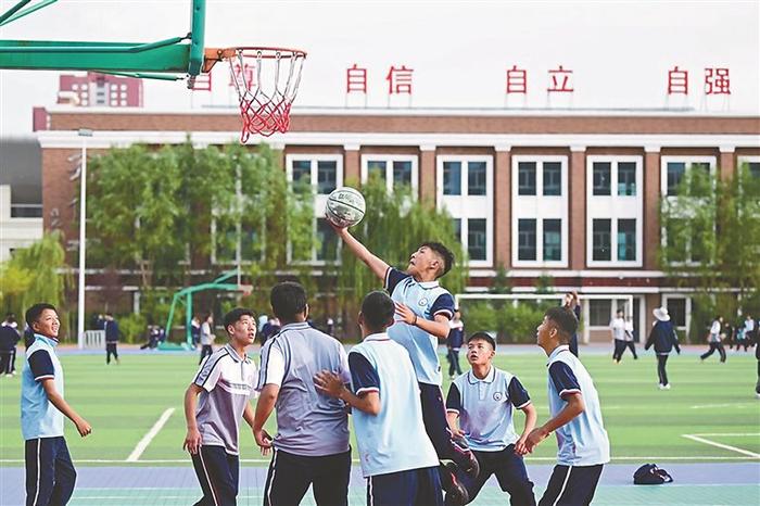 柳江中学好还是柳州民族高中好