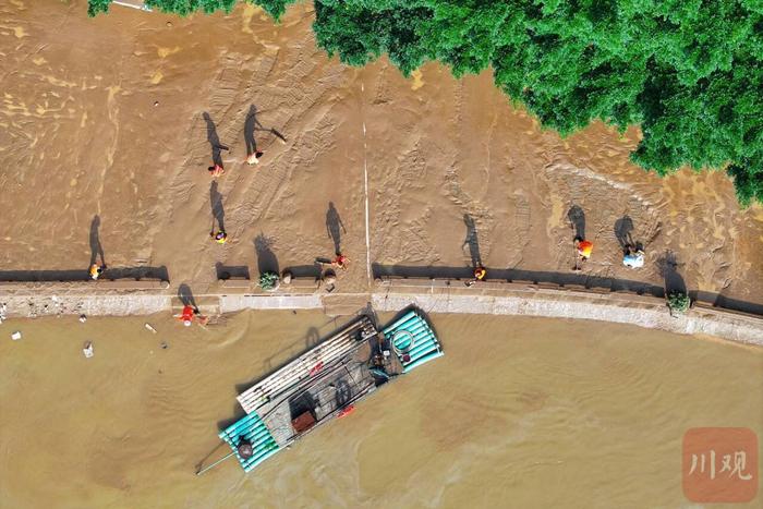 C视频丨川观新闻记者航拍洪水退去的桂林城区