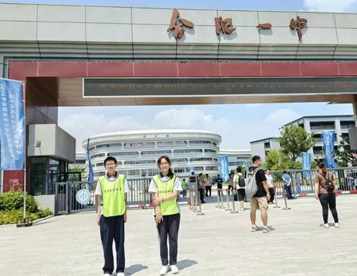 安庆市开发区实验学校在省中小学学生信息素养提升实践赛事中再获殊荣