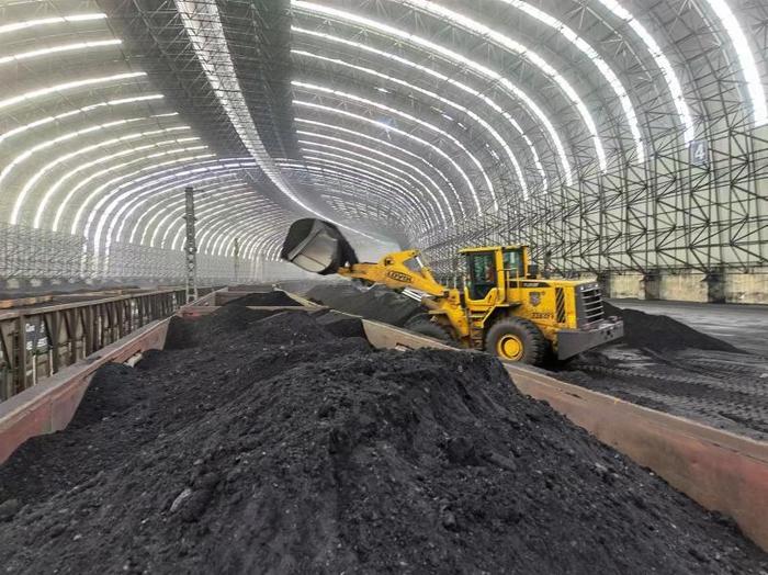 装运电煤超百万吨 北京铁路物流中心全力做好迎峰度夏电煤运输