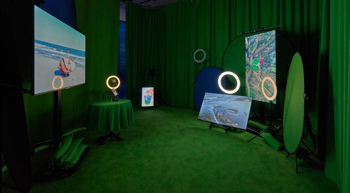 浦东美术馆首个影像与媒体艺术大展：在 “潮汐宙合”刷新观展体验