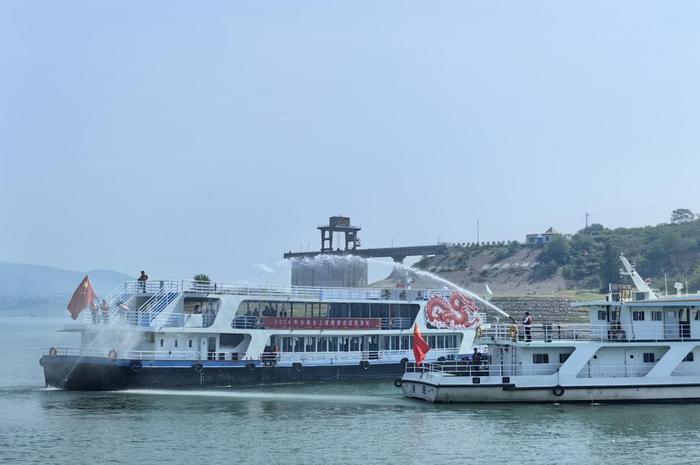 2024年河南省水上搜救综合应急演练在洛阳市黄河小浪底中心码头成功举办