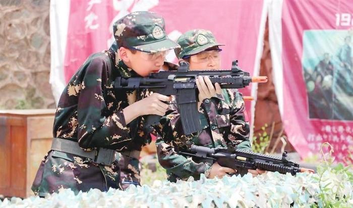 兰州市城关区中山小学学子赴国防教育基地学习——塑尚武精神 筑和平梦想